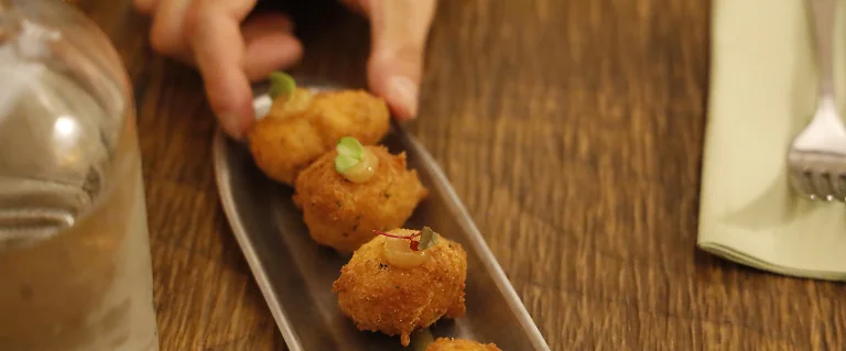 Croquetas del restaurante del Hostal Can Setmanes